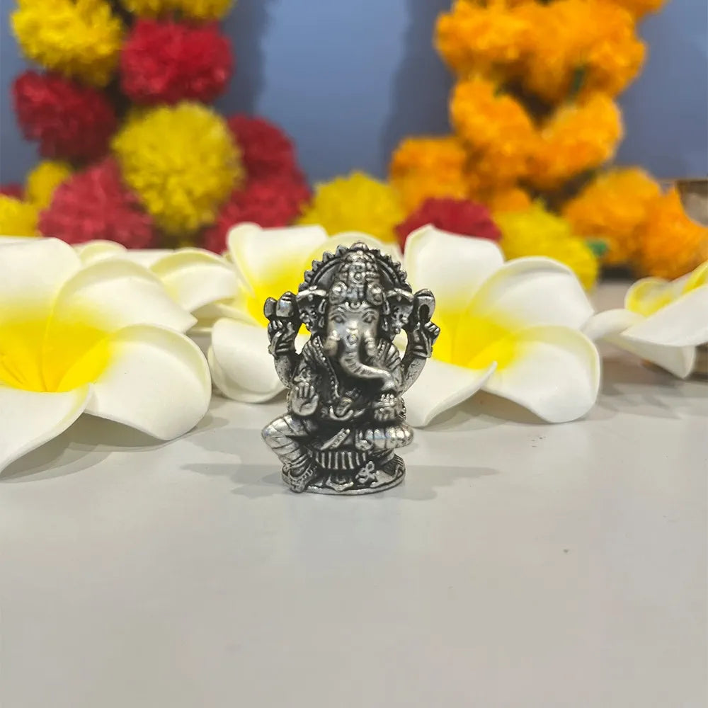 Ganesha & Laxmi Idols — Perfect for Pooja & Festive Gifting
