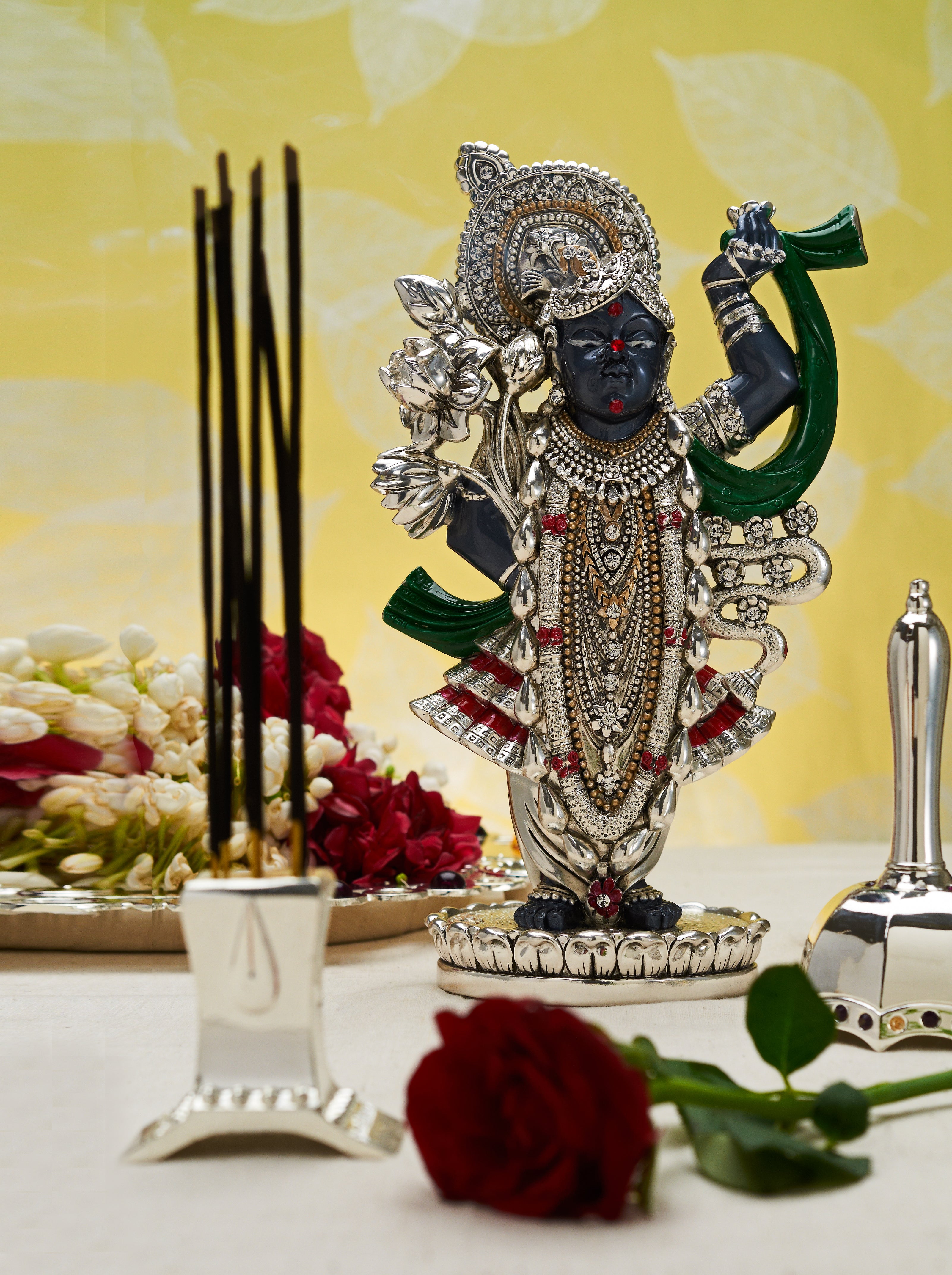GOVERDHAN "Idol in Sterling Silver — Handcrafted Divine Masterpiece for Puja & Collectors ( H 21 CM)