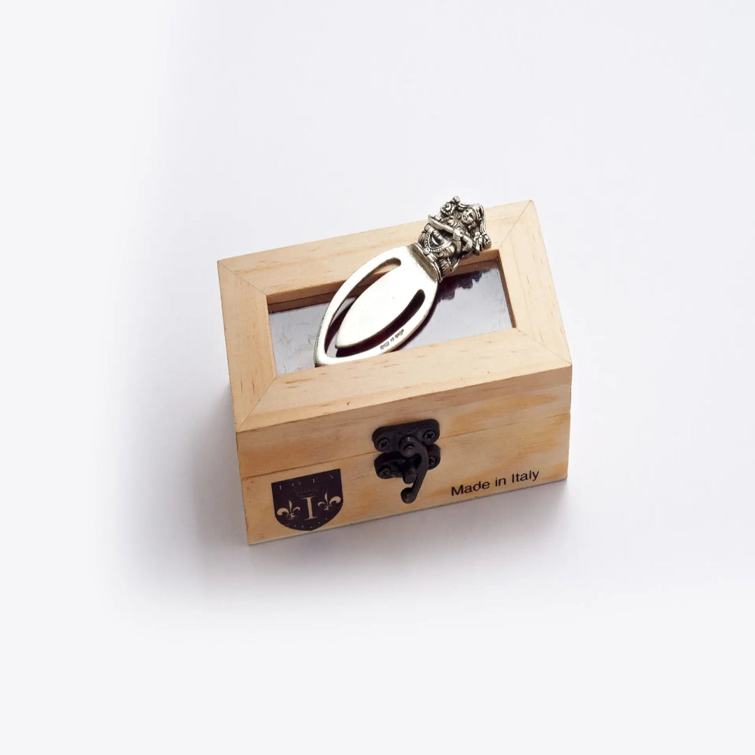 Saraswati Bookmark — Elegant Spiritual Bookmark for Readers