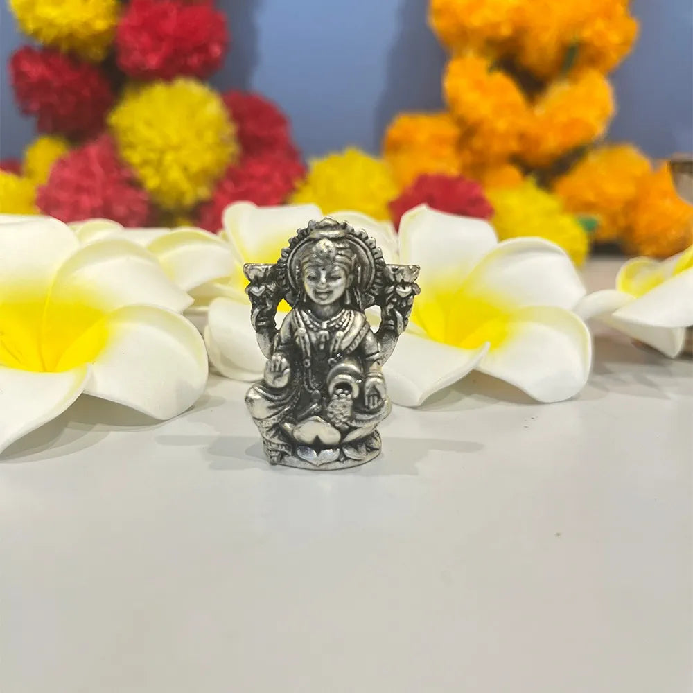 Ganesha & Laxmi Idols — Perfect for Pooja & Festive Gifting
